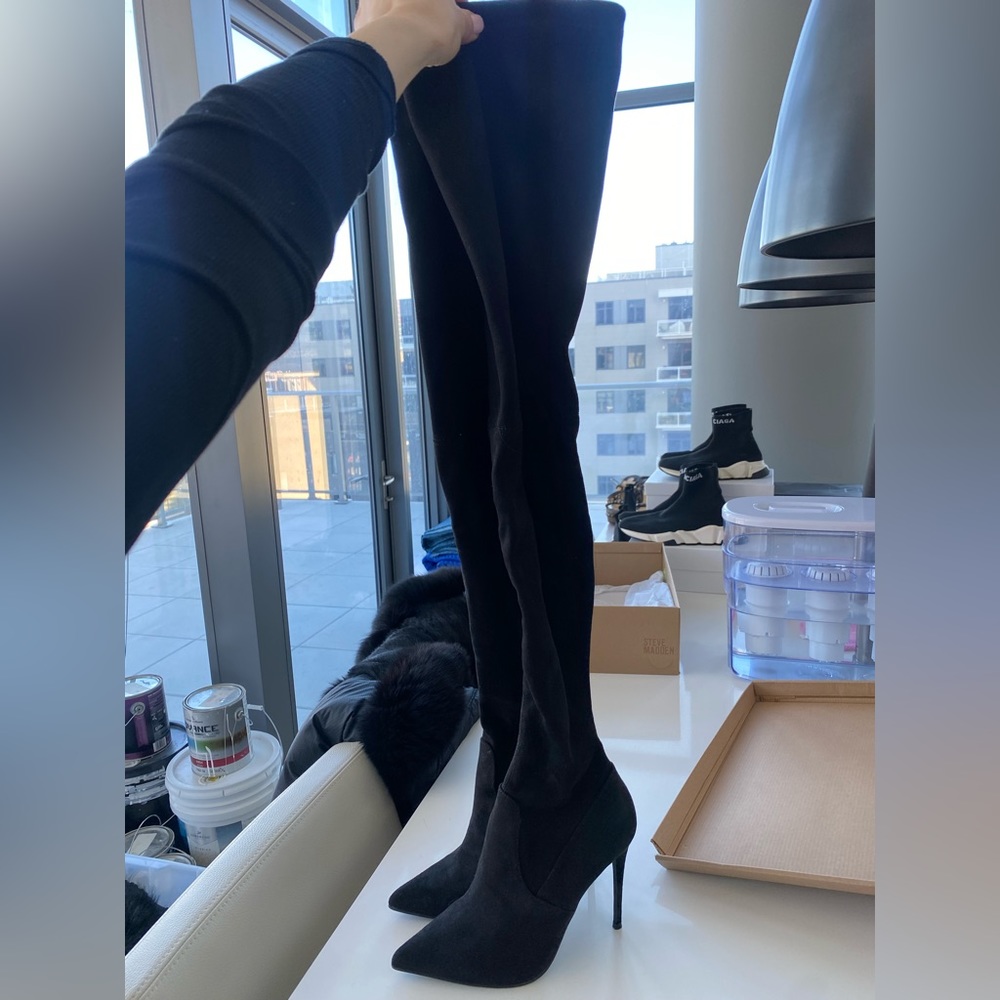 Steve Madden Vava Suede